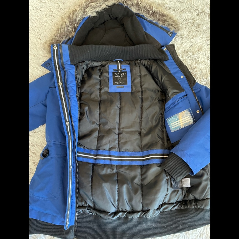 NOIZE Winter Parka in a Beautiful Bright Blue - Picture 7 of 8